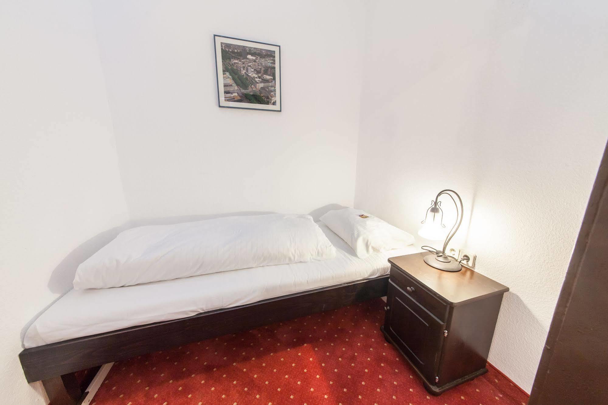 Hotel An Der Oper Duesseldorf Eksteriør bilde