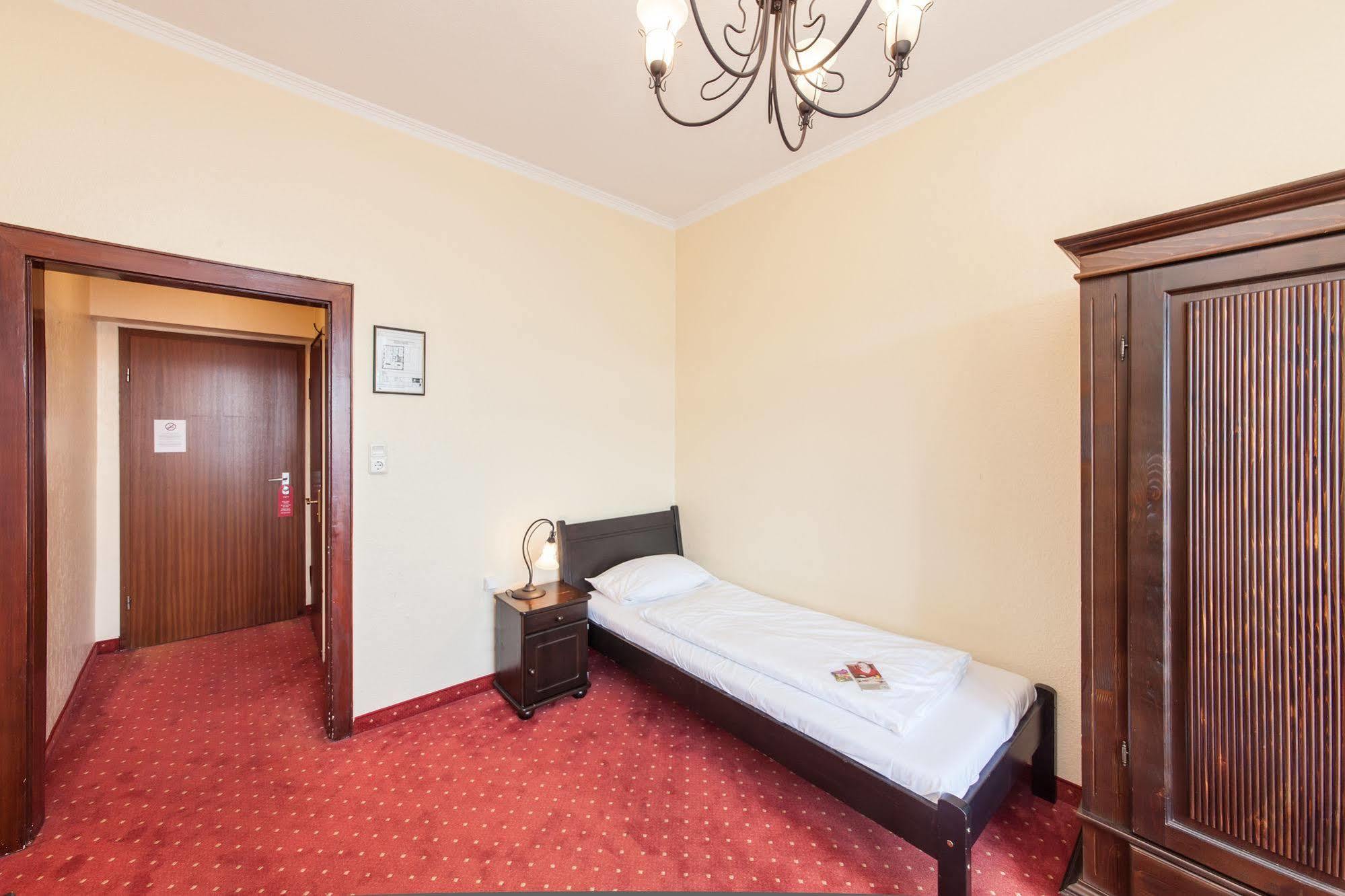 Hotel An Der Oper Duesseldorf Eksteriør bilde