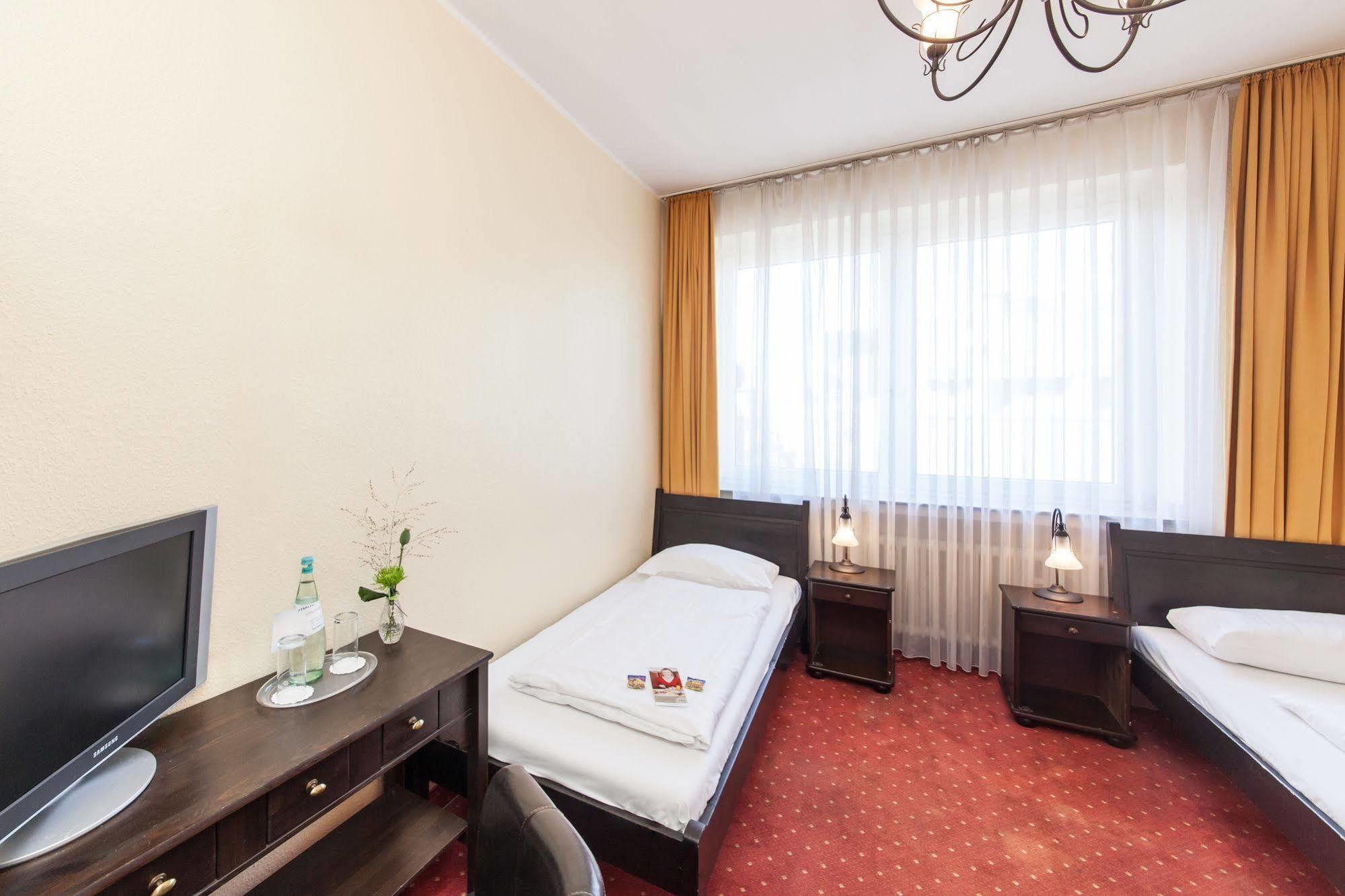 Hotel An Der Oper Duesseldorf Eksteriør bilde