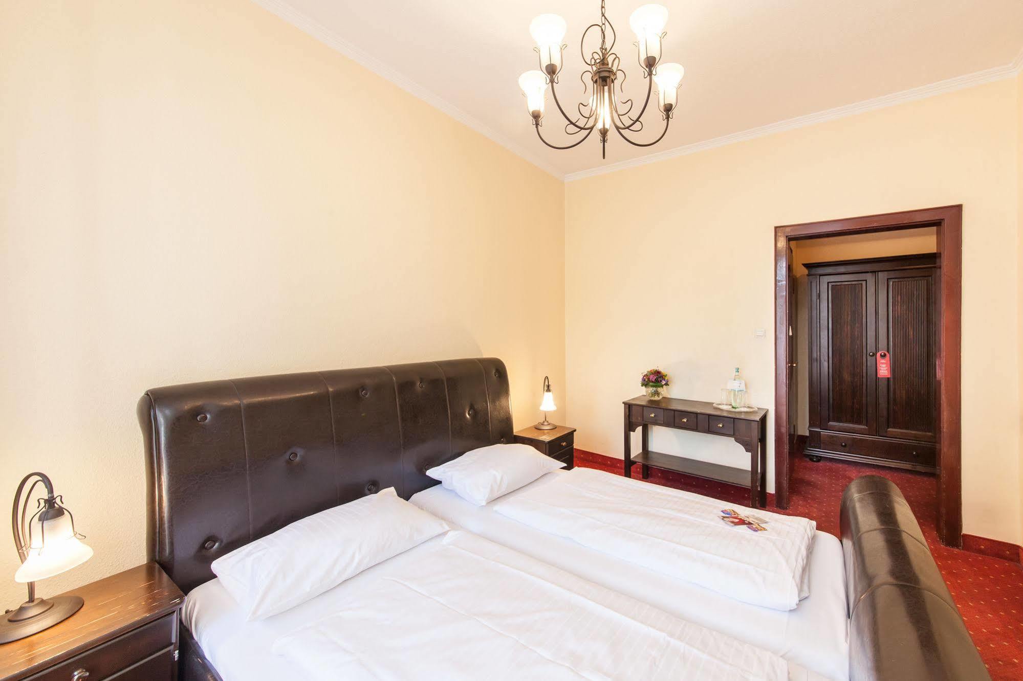 Hotel An Der Oper Duesseldorf Eksteriør bilde