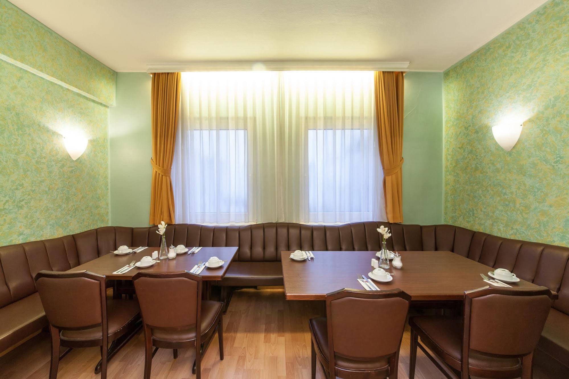 Hotel An Der Oper Duesseldorf Eksteriør bilde